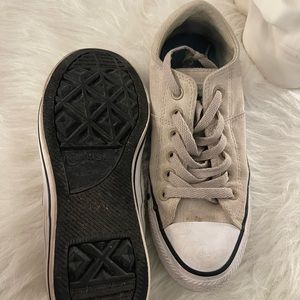 Womens Converse. Size 7. Tan/beige in color.